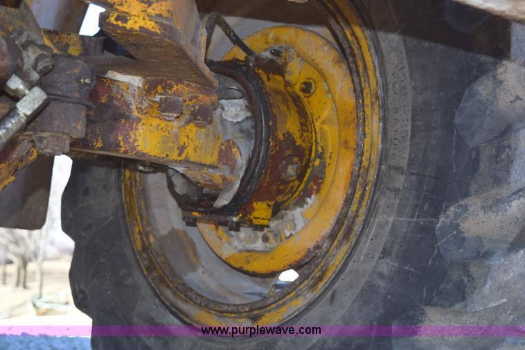 image for item E6097 BLH wheel loader