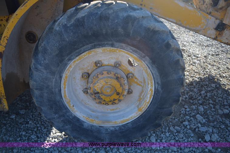 image for item E6097 BLH wheel loader