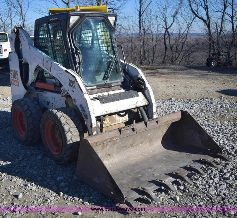 image for item E6098 2010 Bobcat S185 skid steer