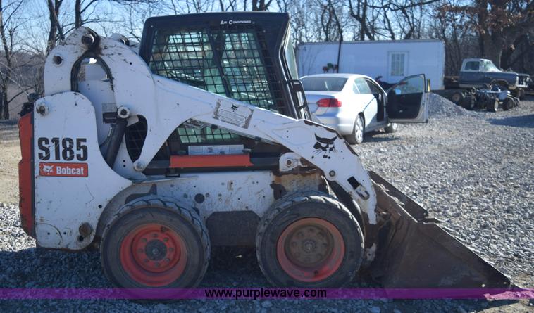 image for item E6098 2010 Bobcat S185 skid steer