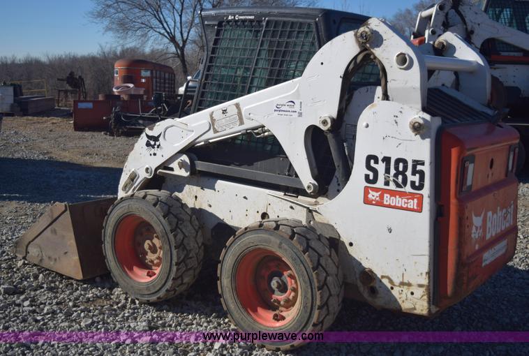 image for item E6098 2010 Bobcat S185 skid steer