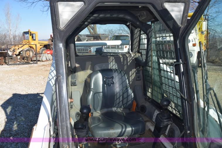 image for item E6098 2010 Bobcat S185 skid steer