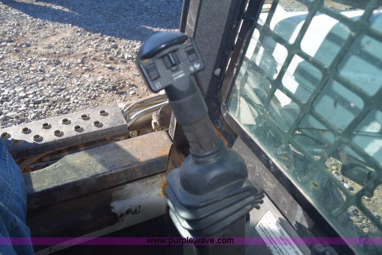 image for item E6098 2010 Bobcat S185 skid steer
