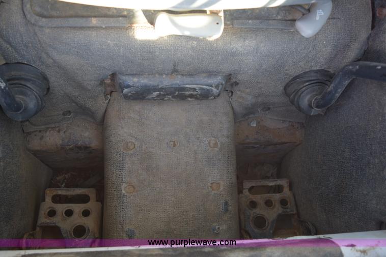 image for item E6098 2010 Bobcat S185 skid steer