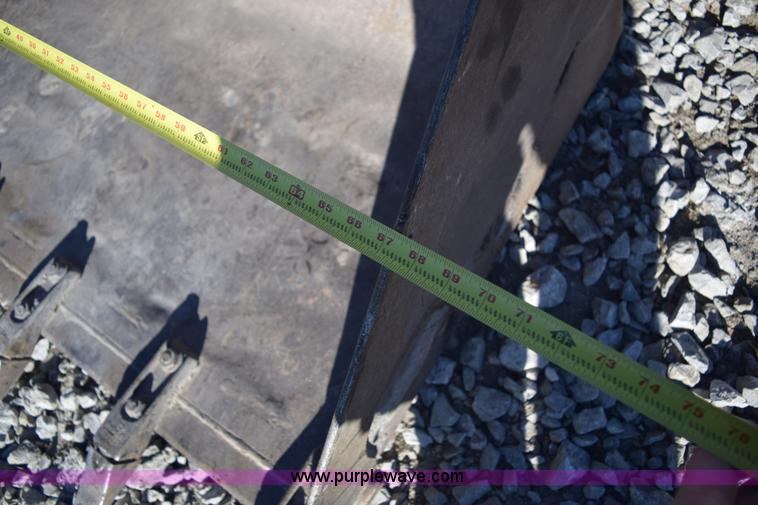 image for item E6098 2010 Bobcat S185 skid steer