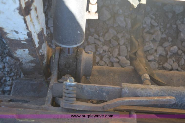 image for item E6098 2010 Bobcat S185 skid steer