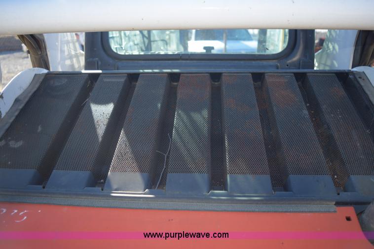 image for item E6098 2010 Bobcat S185 skid steer