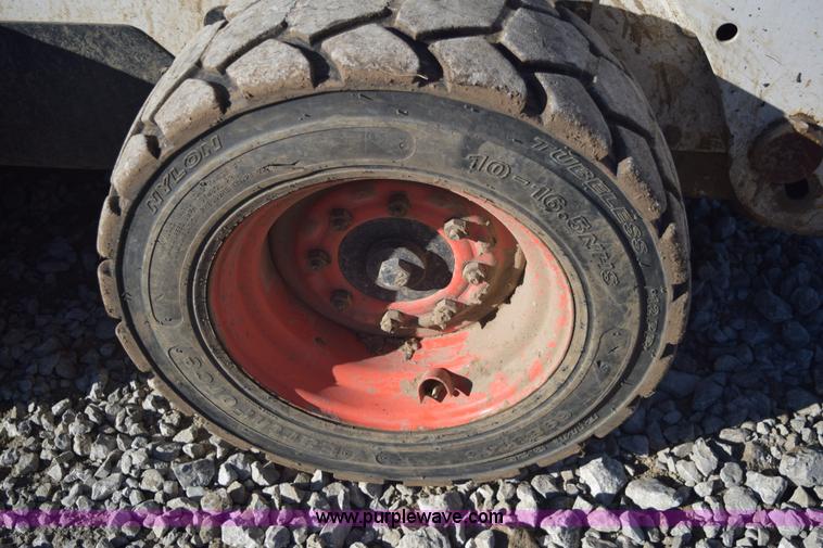 image for item E6098 2010 Bobcat S185 skid steer