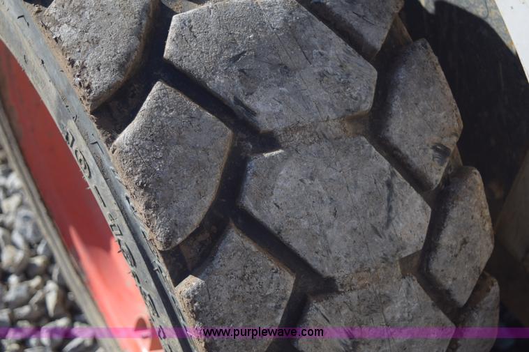 image for item E6098 2010 Bobcat S185 skid steer