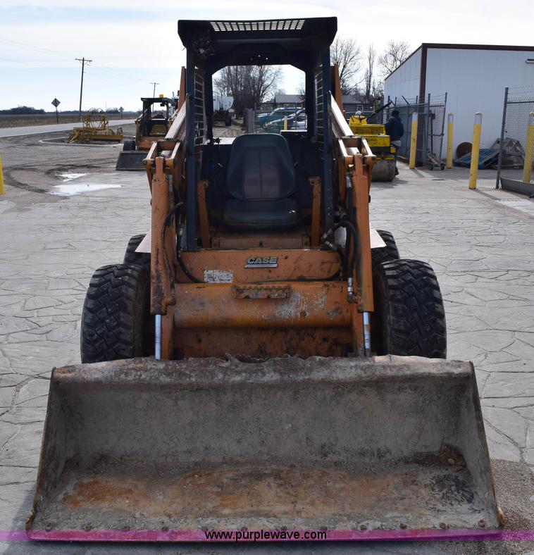 image for item E6124 1997 Case 1845C skid steer