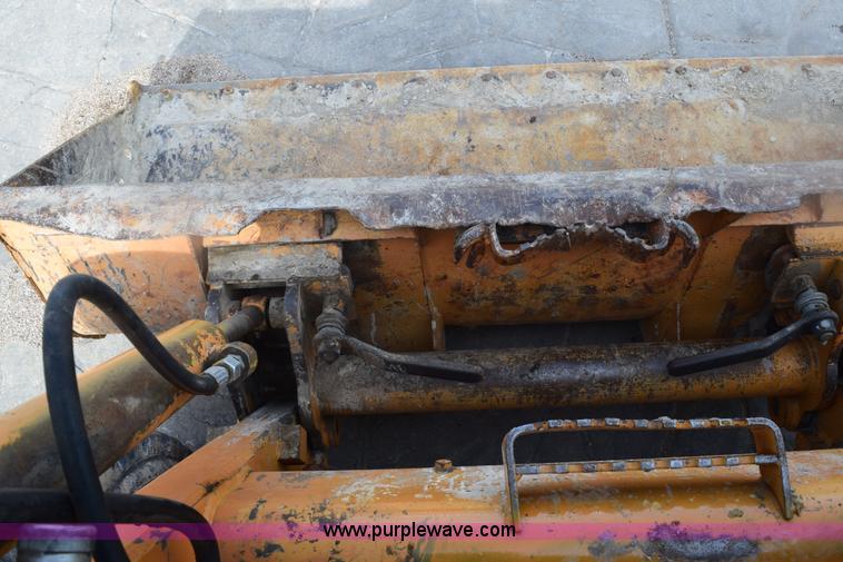 image for item E6124 1997 Case 1845C skid steer