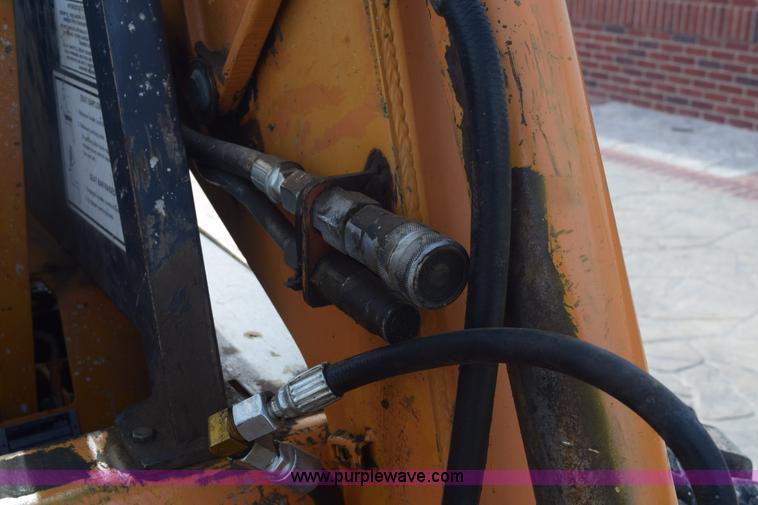 image for item E6124 1997 Case 1845C skid steer