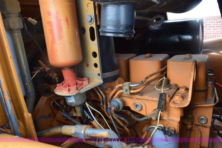 image for item E6124 1997 Case 1845C skid steer