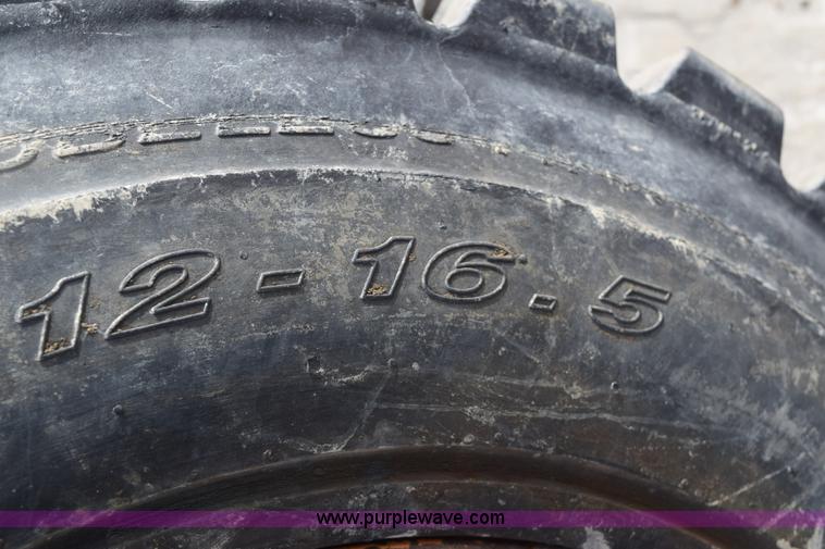 image for item E6124 1997 Case 1845C skid steer