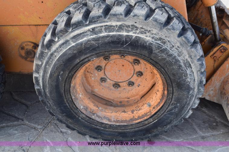 image for item E6124 1997 Case 1845C skid steer