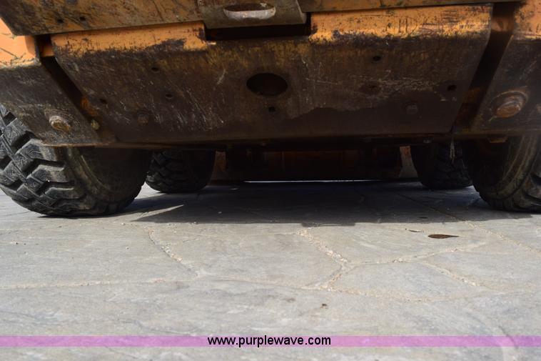 image for item E6124 1997 Case 1845C skid steer