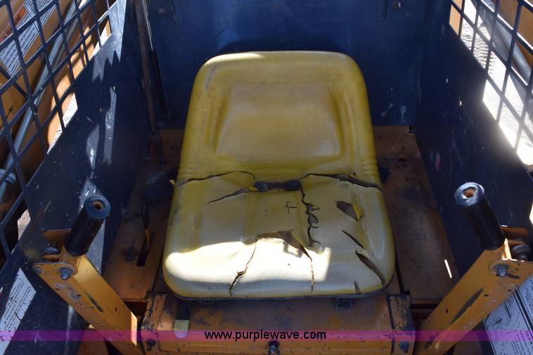 image for item E6125 1996 Case 1845C skid steer