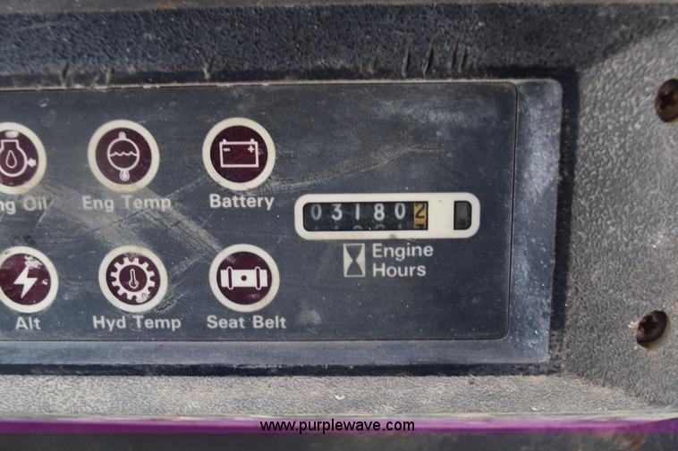 image for item E6125 1996 Case 1845C skid steer