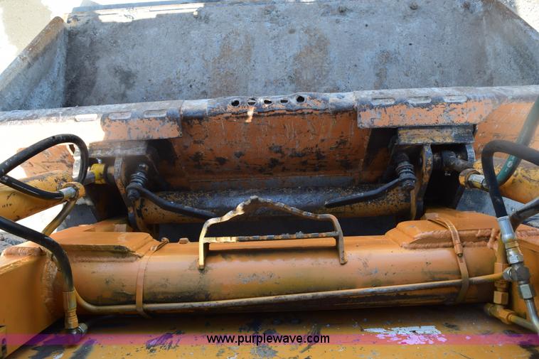 image for item E6125 1996 Case 1845C skid steer