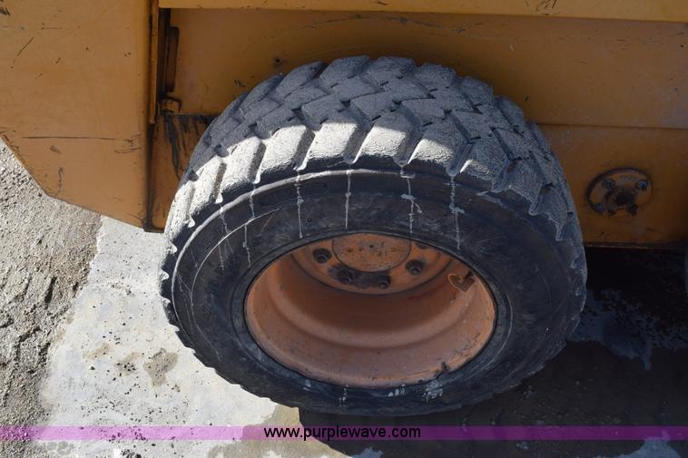 image for item E6125 1996 Case 1845C skid steer