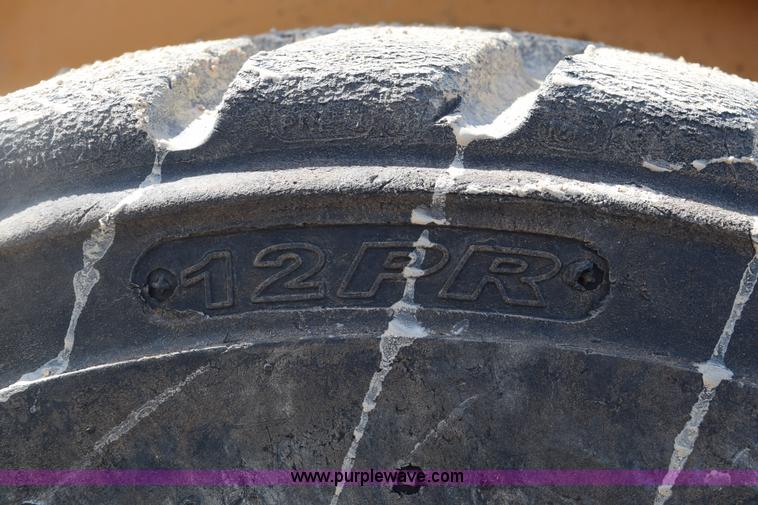 image for item E6125 1996 Case 1845C skid steer