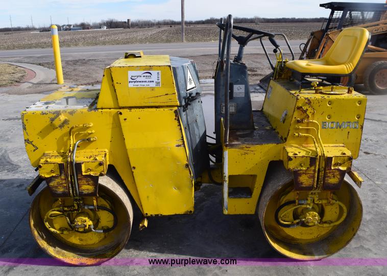 image for item E6126 1990 Bomag BW-120-AD-2 articulated vibratory drum roller