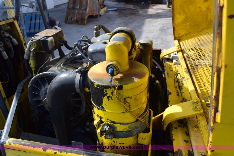 image for item E6126 1990 Bomag BW-120-AD-2 articulated vibratory drum roller