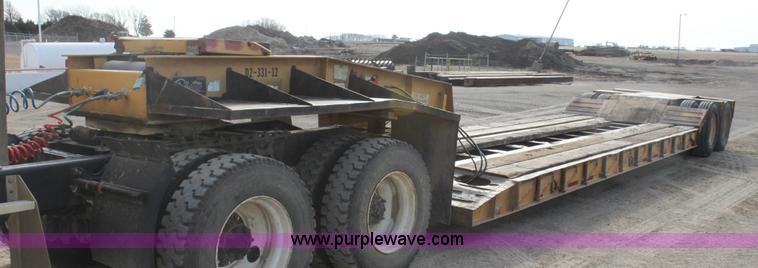 image for item F3455 1995 Witzo Challenger RG-3 lowboy trailer