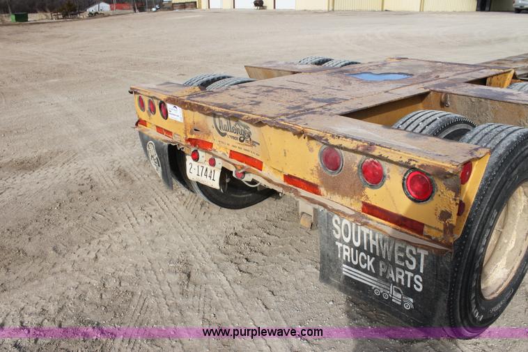 image for item F3455 1995 Witzo Challenger RG-3 lowboy trailer