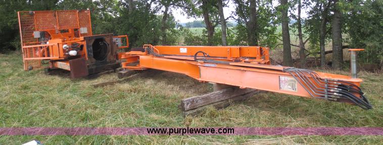 image for item F6664 IMT 16000 Series II truck mounted crane