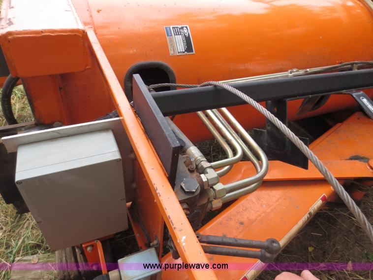 image for item F6664 IMT 16000 Series II truck mounted crane