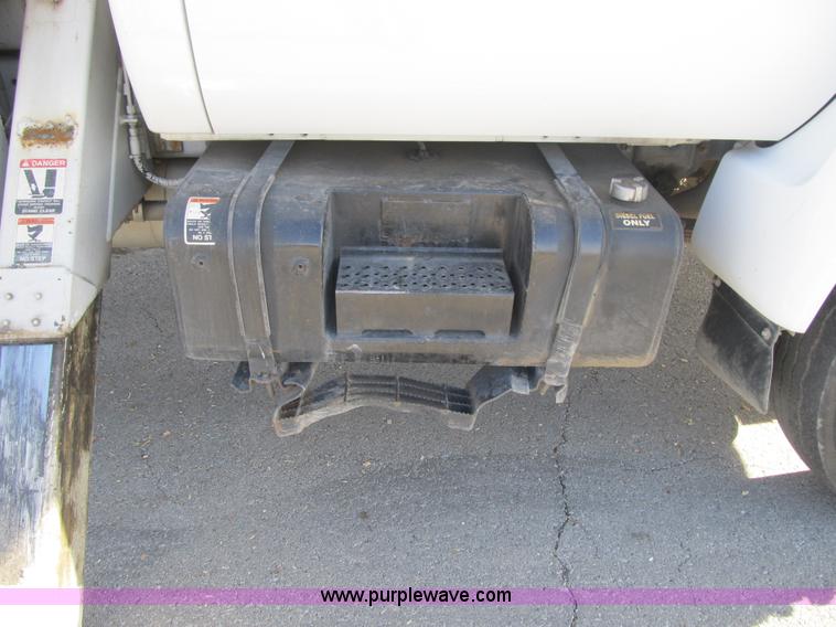 image for item F8898 2000 Ford F750 Material Handler 55' bucket truck