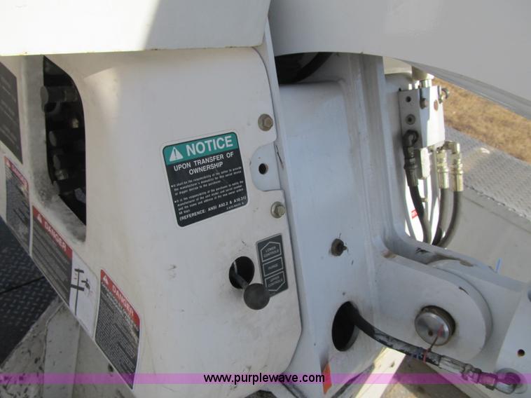 image for item F8898 2000 Ford F750 Material Handler 55' bucket truck