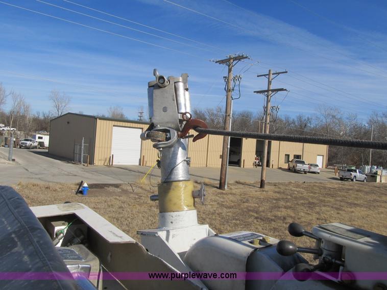 image for item F8898 2000 Ford F750 Material Handler 55' bucket truck