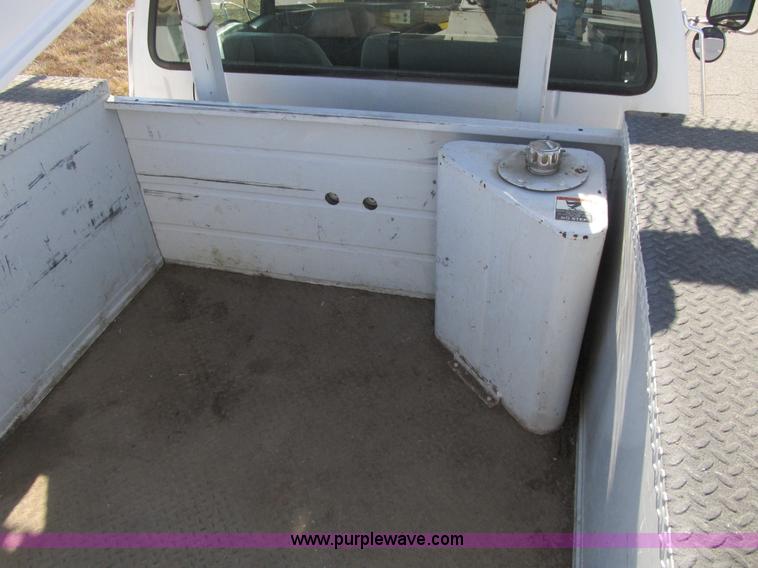 image for item F8898 2000 Ford F750 Material Handler 55' bucket truck
