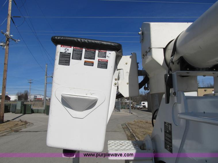 image for item F8898 2000 Ford F750 Material Handler 55' bucket truck