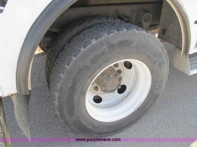 image for item F8898 2000 Ford F750 Material Handler 55' bucket truck