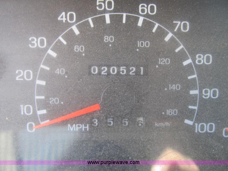 image for item F8898 2000 Ford F750 Material Handler 55' bucket truck