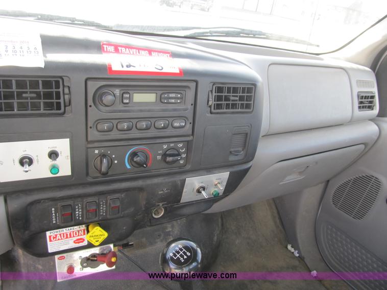 image for item F8898 2000 Ford F750 Material Handler 55' bucket truck