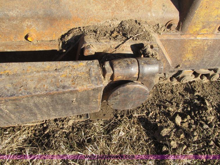 image for item F8899 1973 Caterpillar D6C dozer