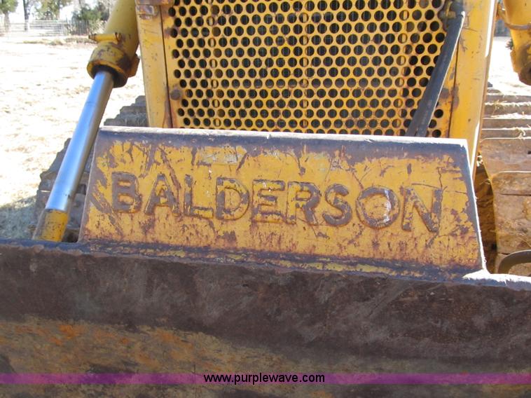 image for item F8899 1973 Caterpillar D6C dozer
