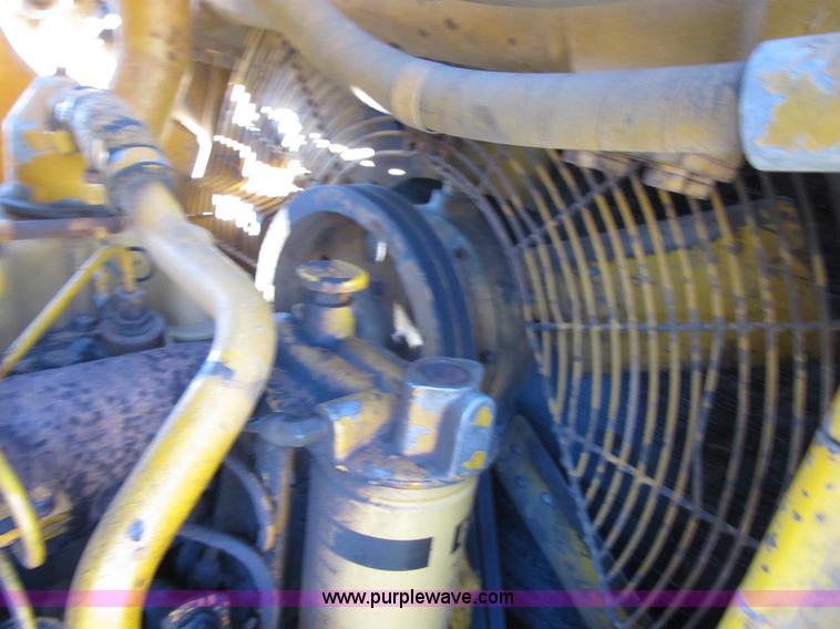 image for item F8899 1973 Caterpillar D6C dozer