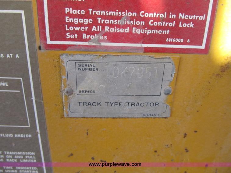 image for item F8899 1973 Caterpillar D6C dozer