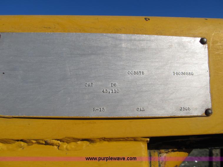 image for item F8899 1973 Caterpillar D6C dozer