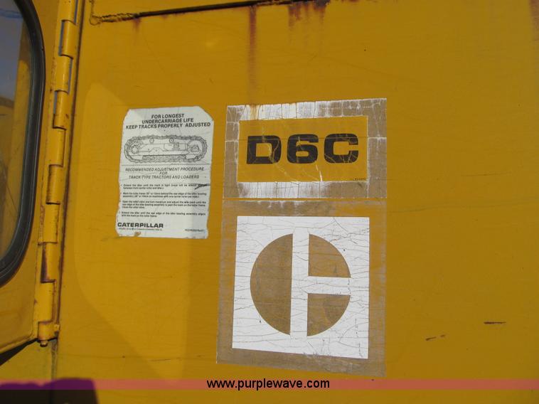 image for item F8899 1973 Caterpillar D6C dozer