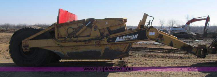 image for item F8955 2003 Ashland 1-180TS scraper