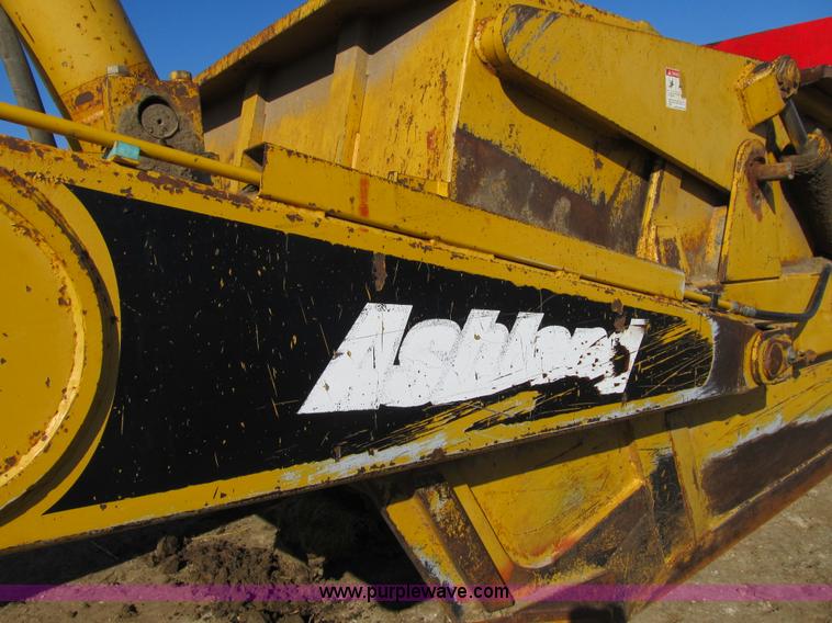 image for item F8955 2003 Ashland 1-180TS scraper