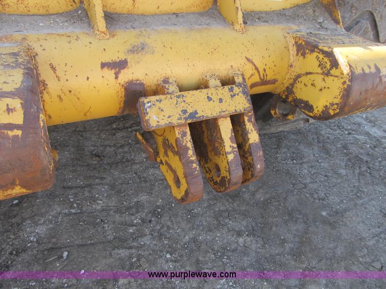 image for item F8955 2003 Ashland 1-180TS scraper