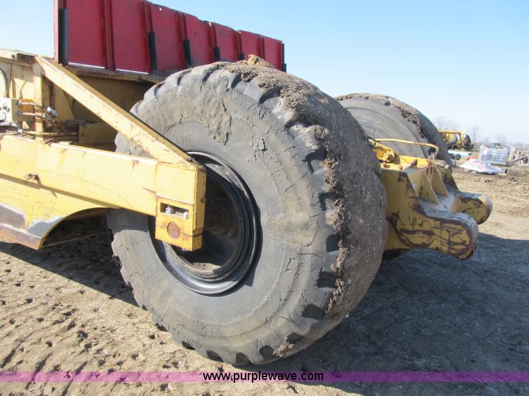 image for item F8955 2003 Ashland 1-180TS scraper