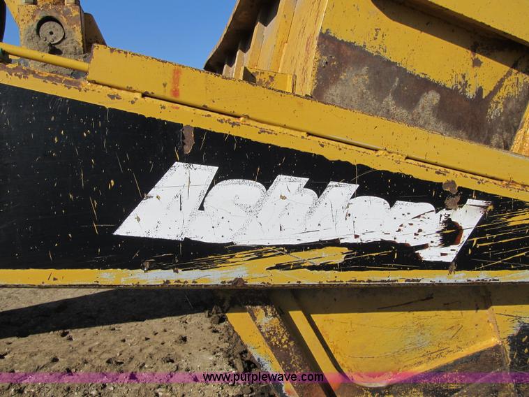 image for item F8955 2003 Ashland 1-180TS scraper